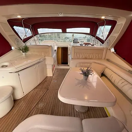 Cozy Yacht In Barcelona With Boat Tour Option